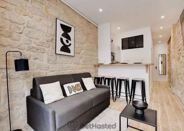 Charming Flat With Jacuzzi Heart Of Paris Gethosted